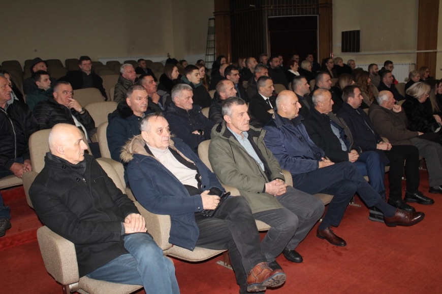 15b2d55456031d40665dace3acf42380_XL