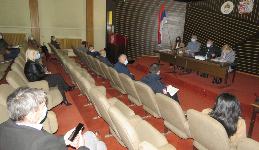 d7179987714cdef5886d99ed2e03f171_XL